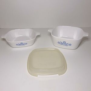 Set of 2 Vintage Corning Ware Blue Cornflower baking dishes with lid